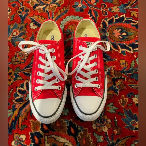 Red Converses - Picture 1 of 9